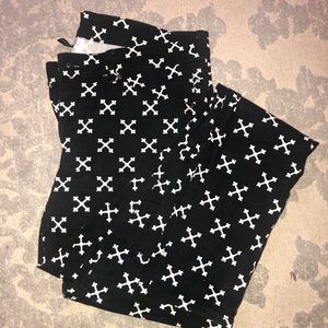 Black and white detailed jeans